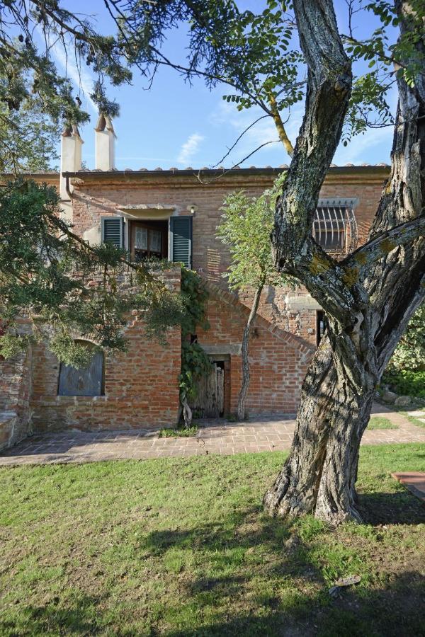Podere Le Crete มอนติปุลเชียโน ภายนอก รูปภาพ